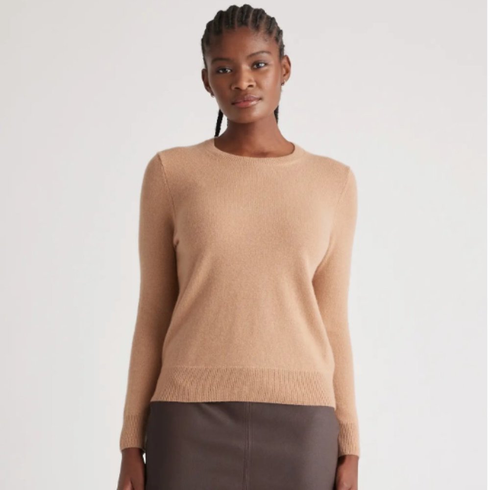 Quince Mongolian Cashmere Crewneck Sweater (Camel Sz L)